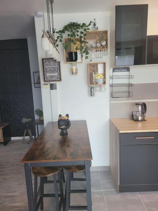 Petite Maison Cosy En Duplex Eguelshardt Exteriér fotografie
