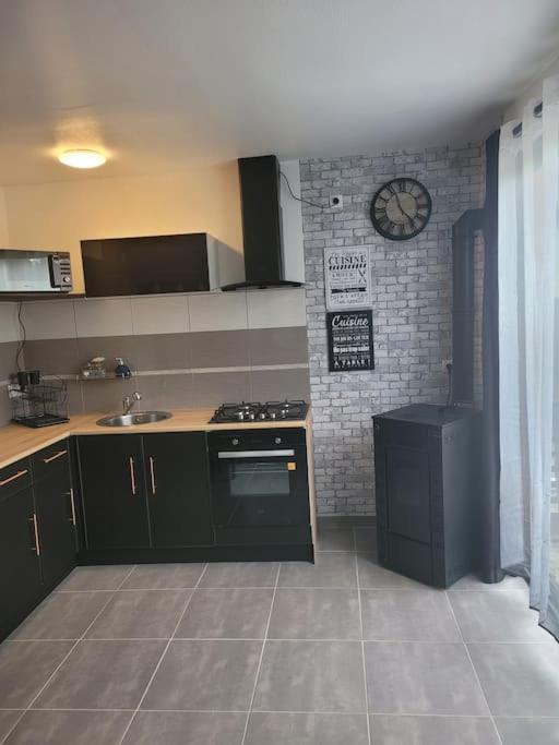 Petite Maison Cosy En Duplex Eguelshardt Exteriér fotografie